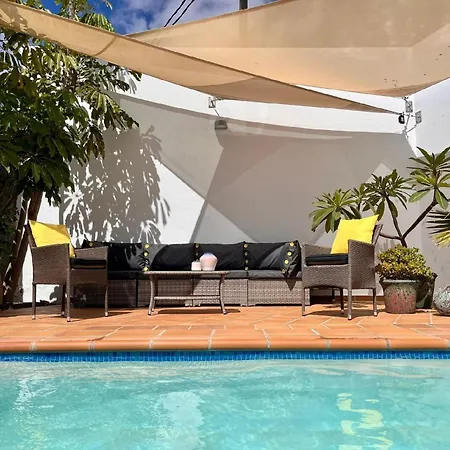 In Mit Privatem Pool